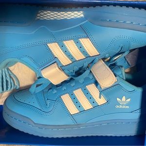 Adidas Forum Low Shoes